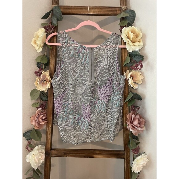 Floral Sleeveless Blouse with Ruffled Neckline Charlotte Russe Size xL - Picture 2 of 7